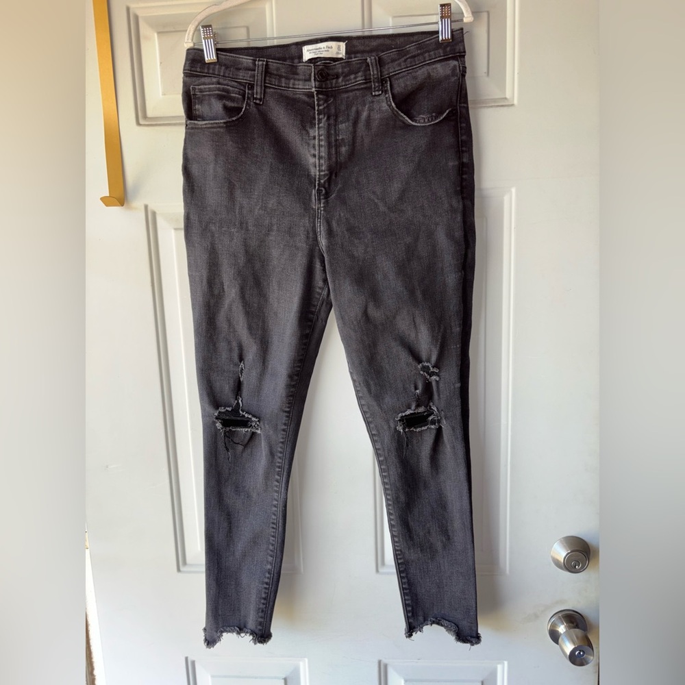 Abercrombie & Fitch black destroyed super skinny ankle high rise jeans size 32